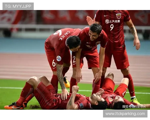 上海足球队在奥运会积分榜上以69分稳居第一名展现强劲实力