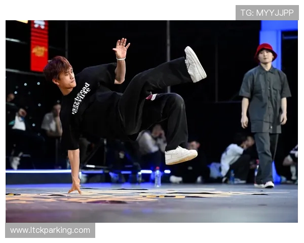 成都街舞队在攀岩联赛中的战术分析与表现评估